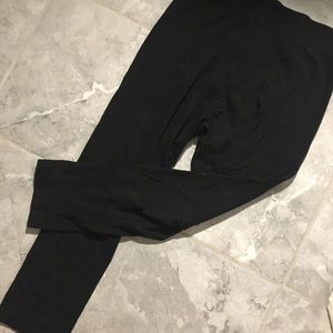Black LC leggings